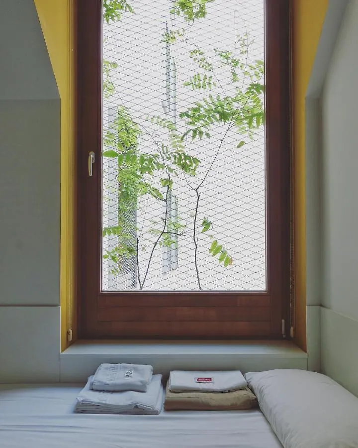 Residencia Unihabit Hostel Barcelona