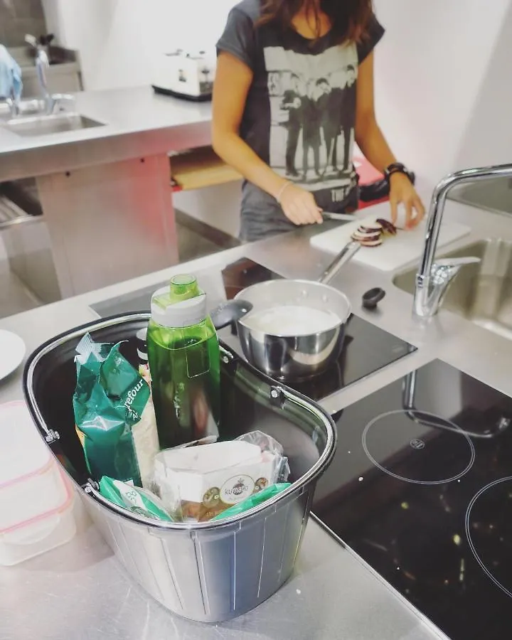 Residencia Unihabit Hostel Barcelona 0*,