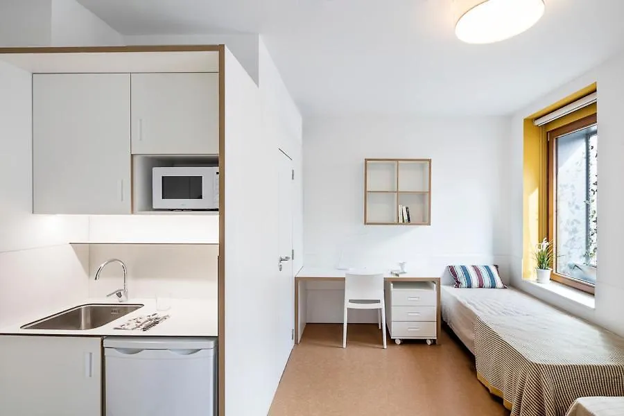 Residencia Unihabit Hostel Barcelona