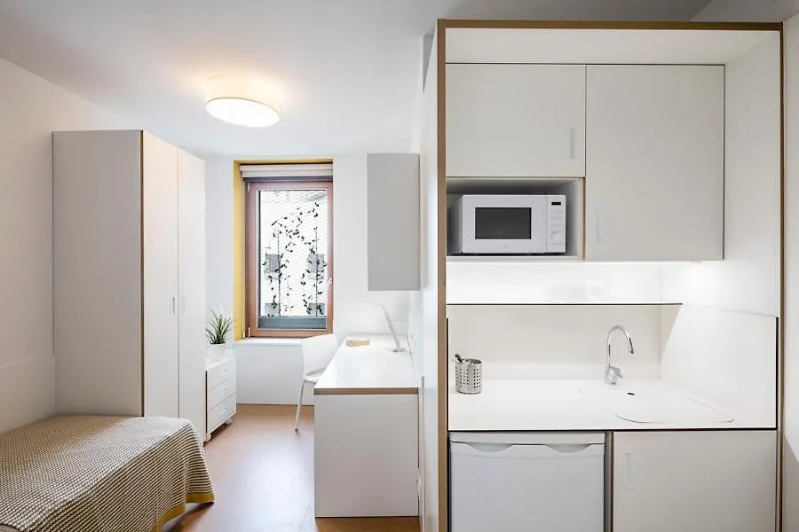 Residencia Unihabit Hostel Barcelona