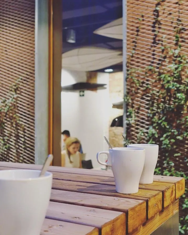 Residencia Unihabit Hostel Barcelona 0*,
